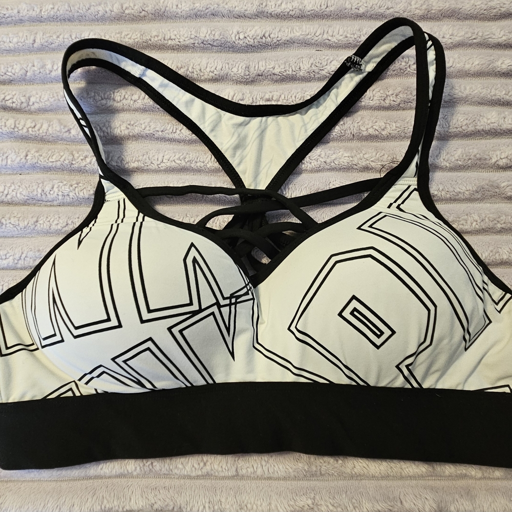 PINK Victoria's Secret Black and White Graphic Sports Bra